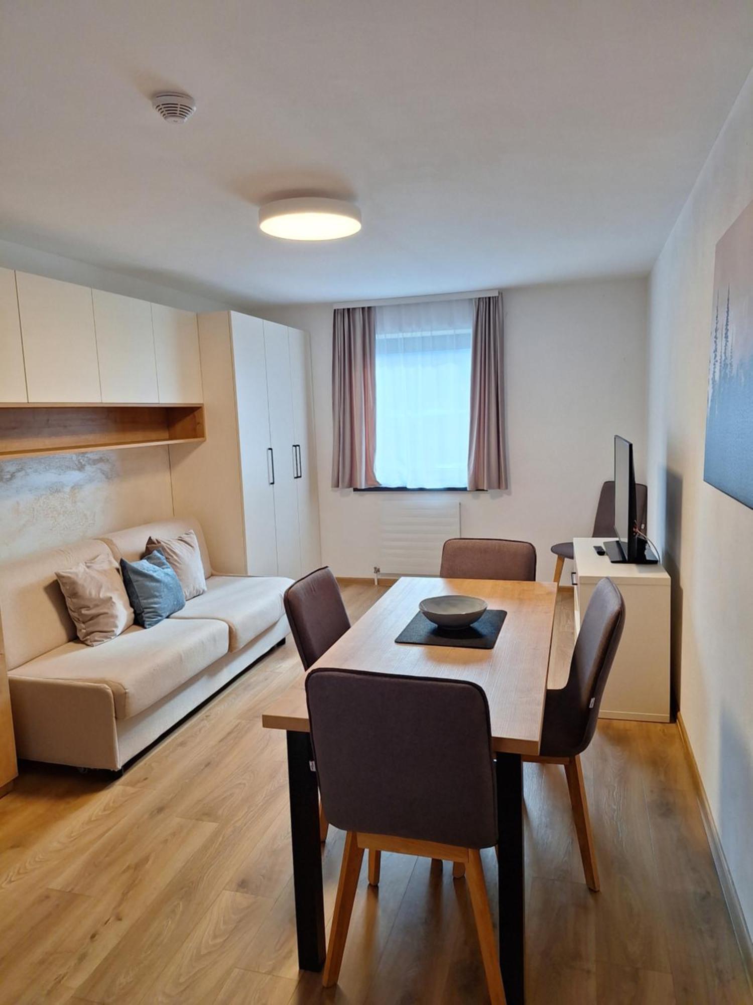 Mountapart In - Out - Sommercard Zum Halben Preis - Gueltig Von Juli Bis September 2025 Apartamento *